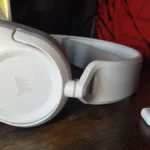Featherweight Comfort: Why the Corsair HS35 V3 Wireless is Redefining Gaming Ergonomics