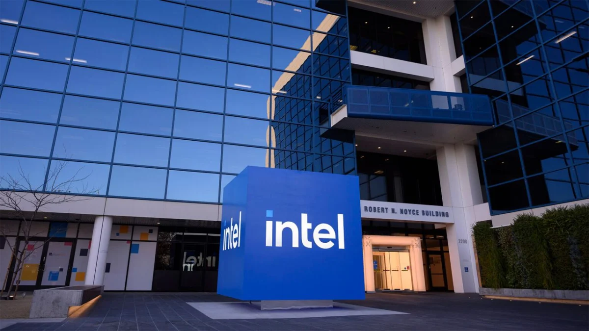 Intel Secures Fortinet as Key Foundry Customer for Intel 4 Node: A Strategic Pivot in Semiconductor Manufacturing