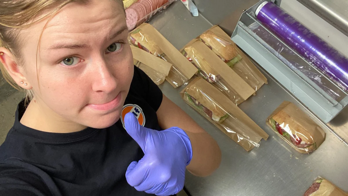 From the Server to the Sandwich Shop: Tilde ‘7licious’ Byström and the Fragile Reality of Professional Esports