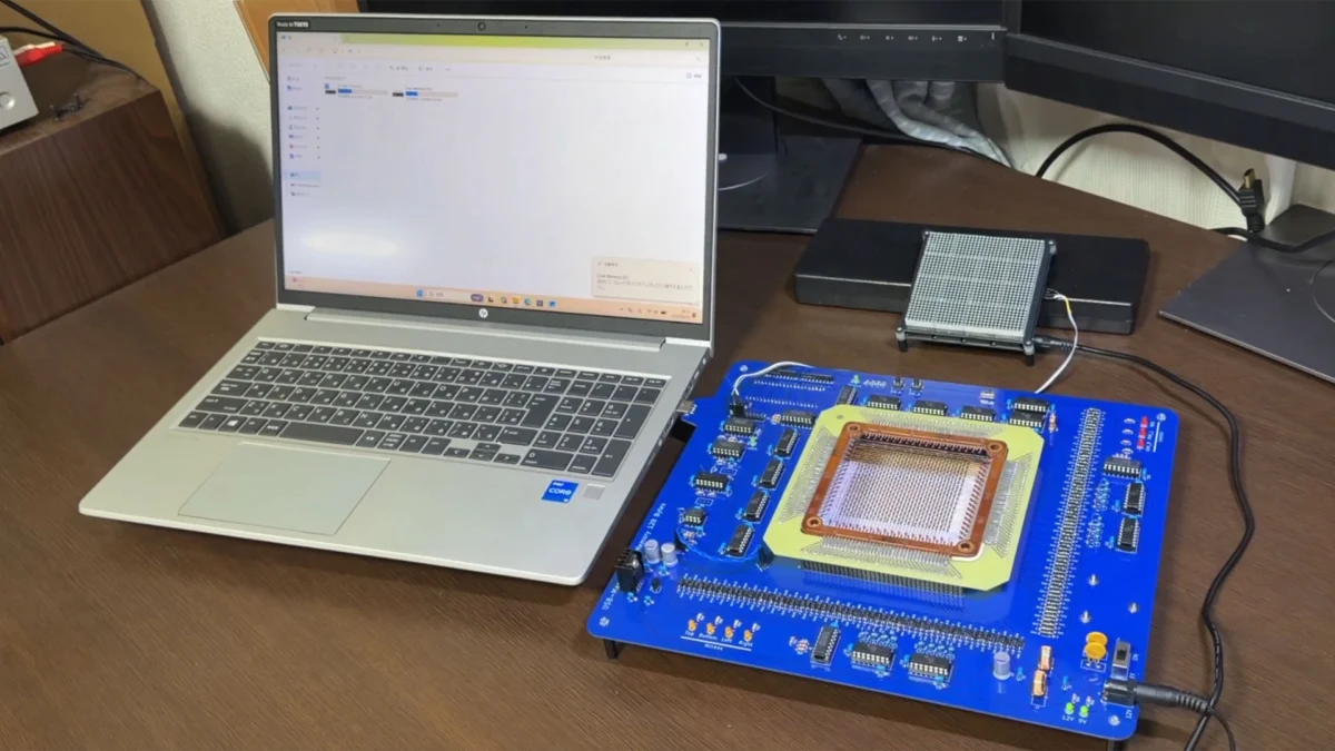 The Return of the Core: How a Dinner-Plate-Sized Memory Module Successfully Bridged 1950s Tech and Modern USB